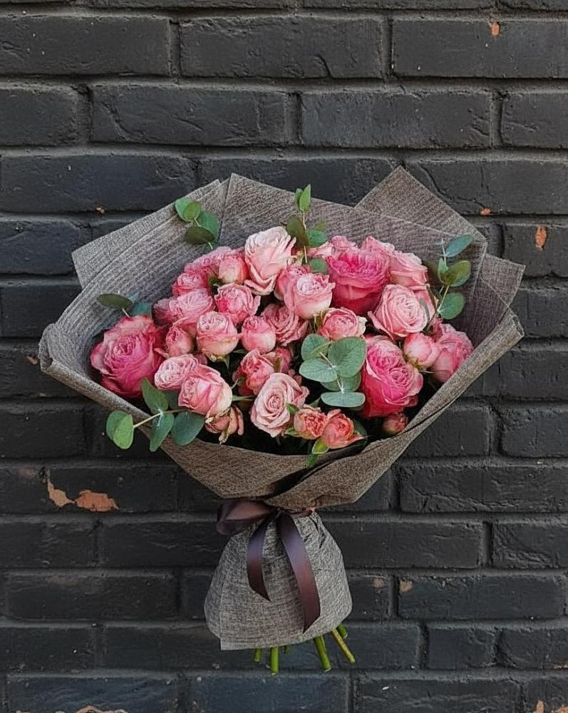 Букет цветов из: Розы в Ганусово