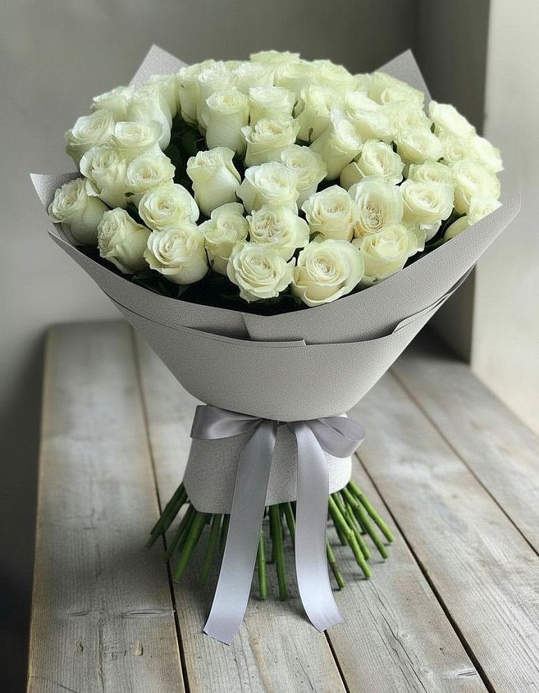 Букет 35 Белых роз в Ганусово