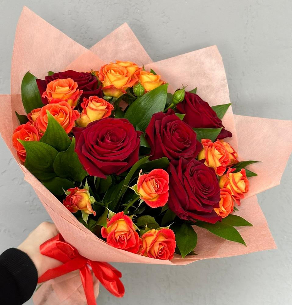 Букет Любовь и восторг в Ганусово