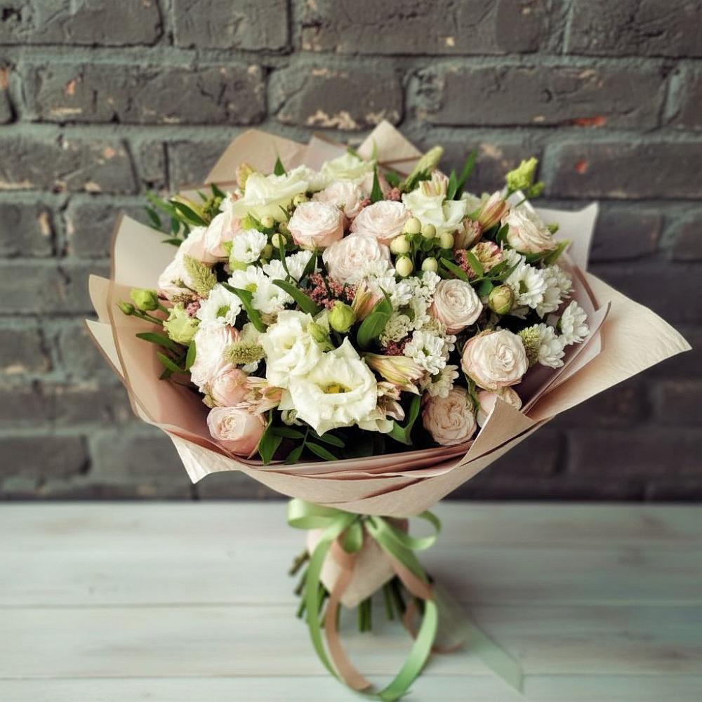 Букет цветов из: Альстромерии, Розы и Хризантемы в Ганусово