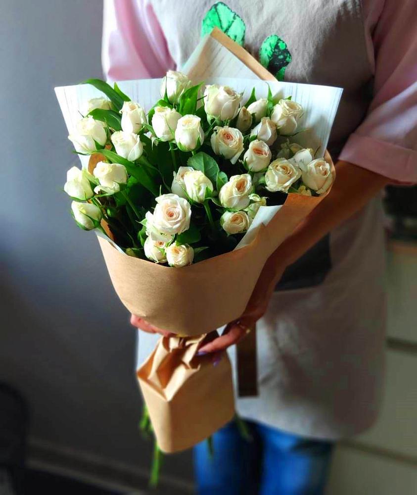Букет цветов из: Розы в Ганусово