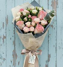 Букет цветов из:  Розы #REPLACE_PRED# Ганусово