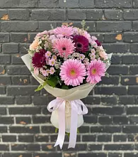 Букет цветов из:  Герберы и Хризантемы в Ганусово