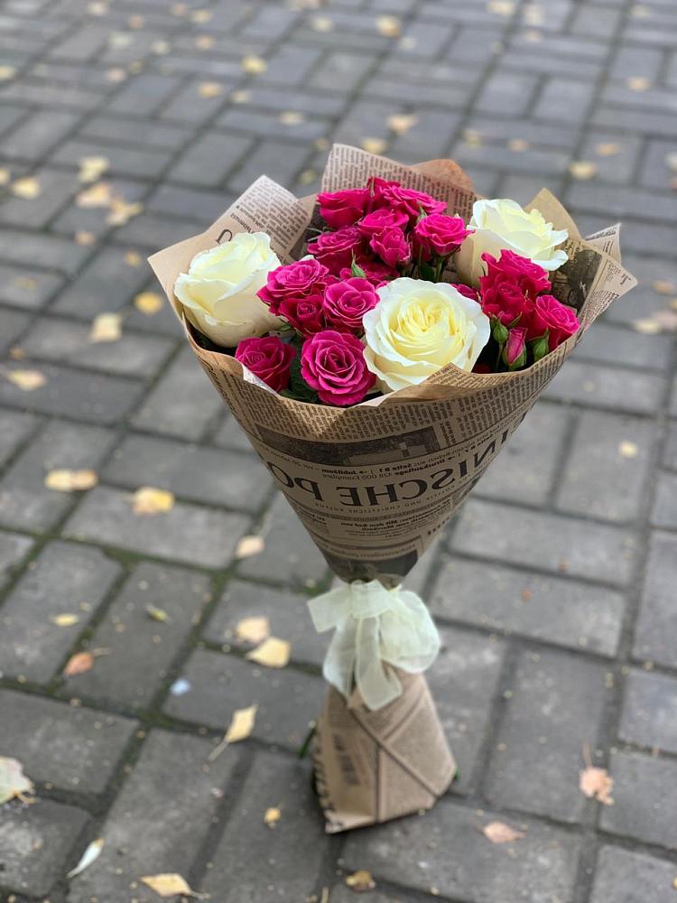 Букет цветов из: Розы в Ганусово