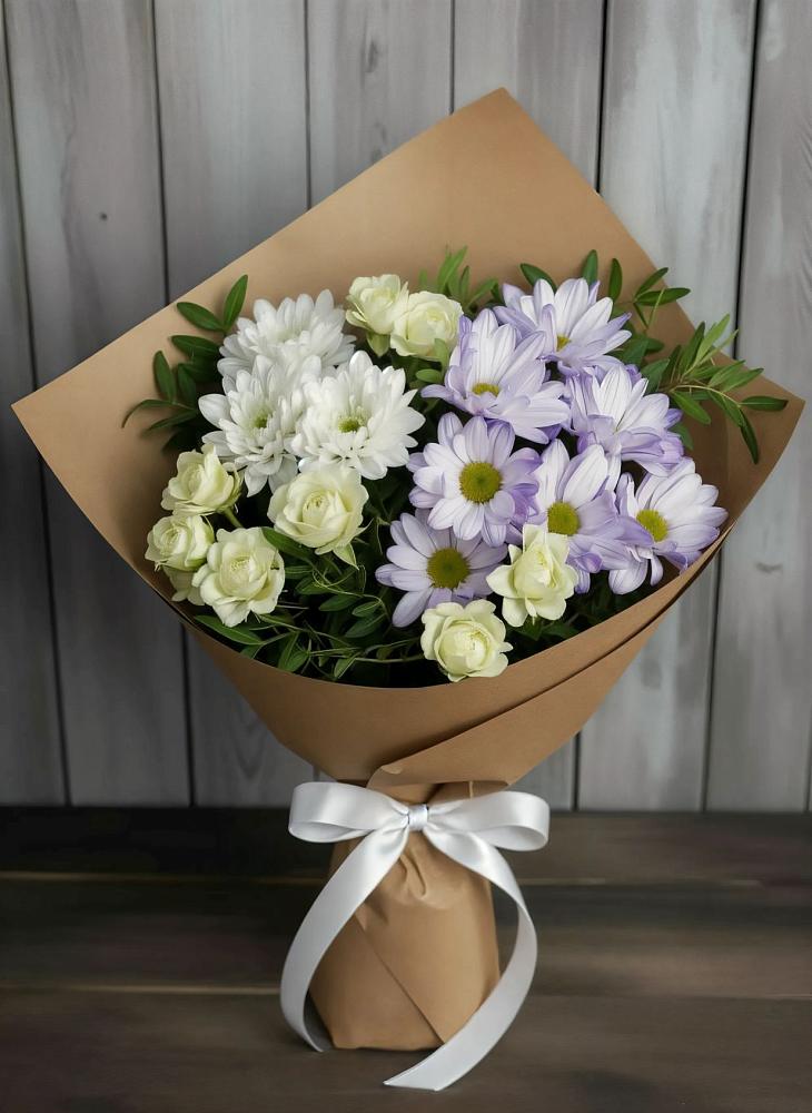 Букет цветов из: Хризантемы и Розы в Ганусово