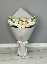 Букет цветов из:  Розы и Лизиантусы в Ганусово